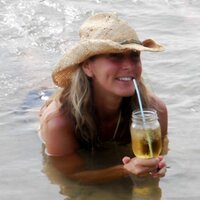 Julie Campbell (@jujusc6) 's Twitter Profile