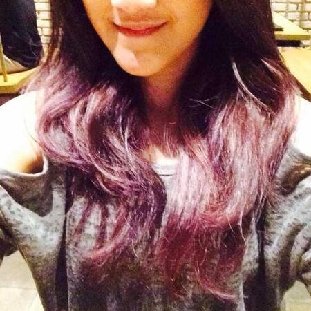 SINGLE ! ! ! 	
17 Januari 1998 | Smp ALBIN Saudara @_Aditprtm | Calon Pramugari ;;)