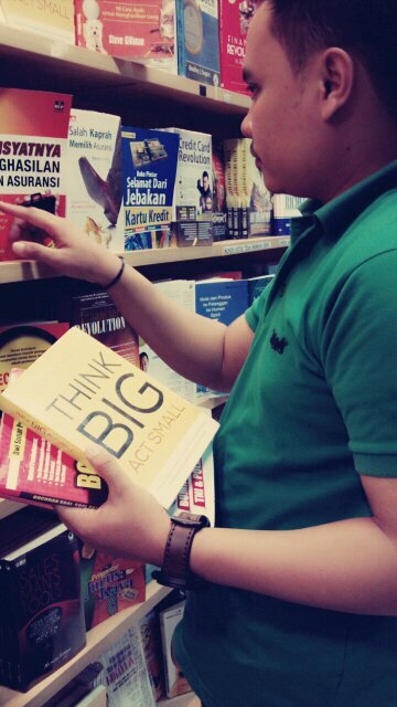 YusufLo's profile picture. Bikin Hidup Lebih Bermakna..