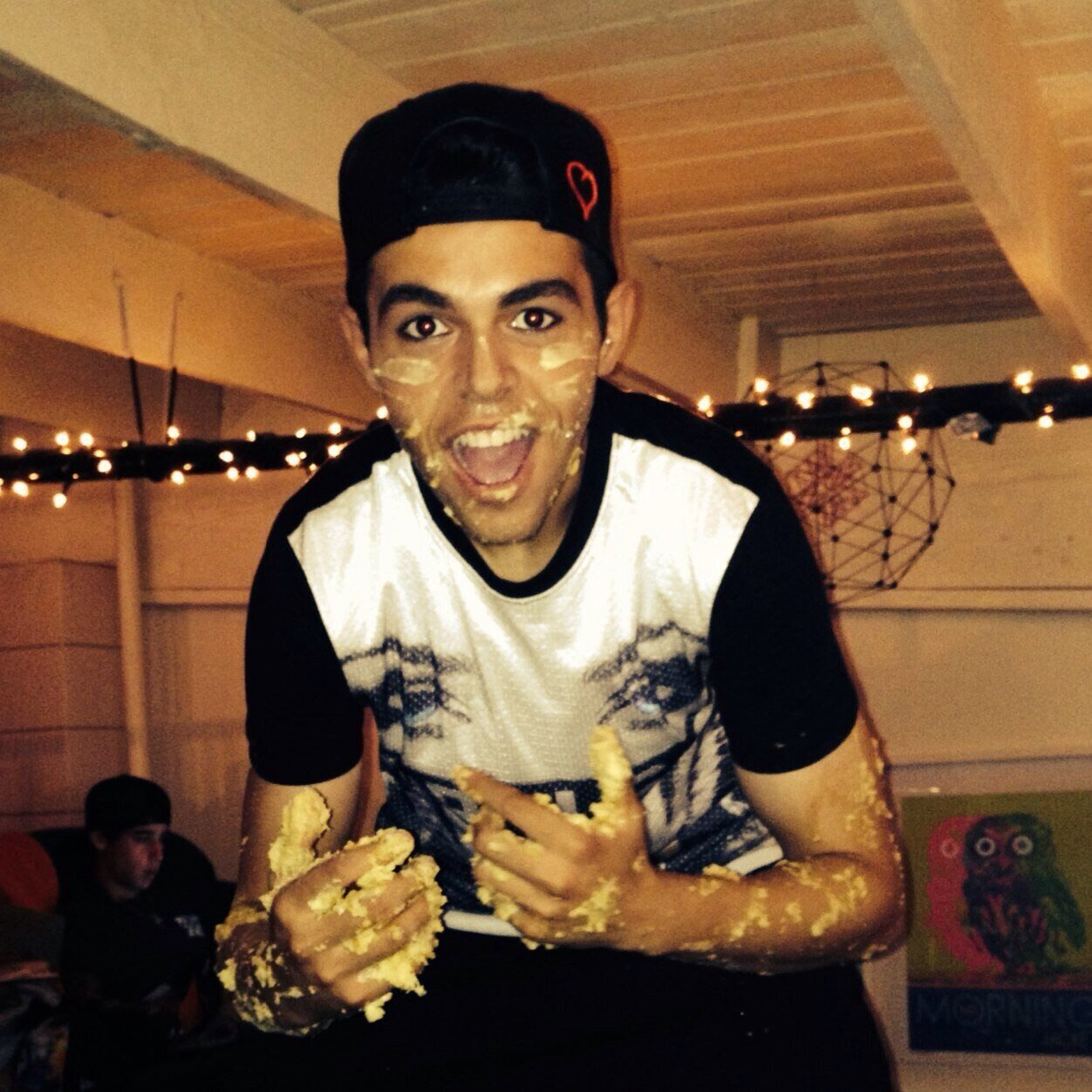 CONGRATS HE FOLLOWED YOU TODAY ! Omg yay he notcied and now follows! DM a thank you and a i love you! James loves you