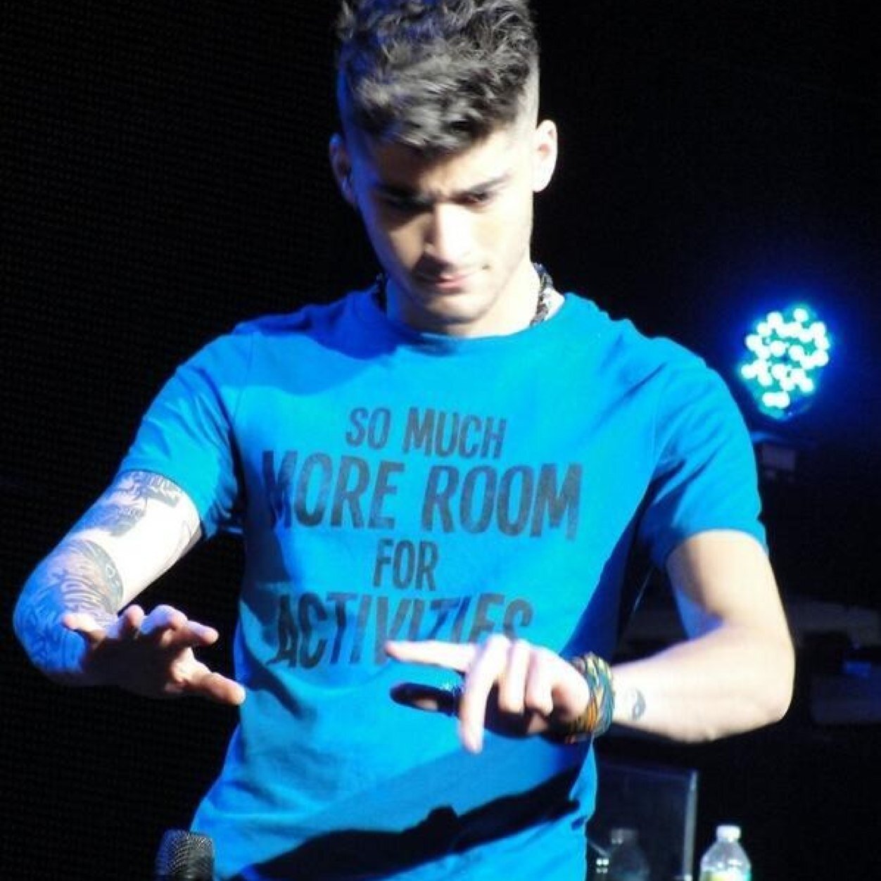 ask for a follow back on @raybanzouis