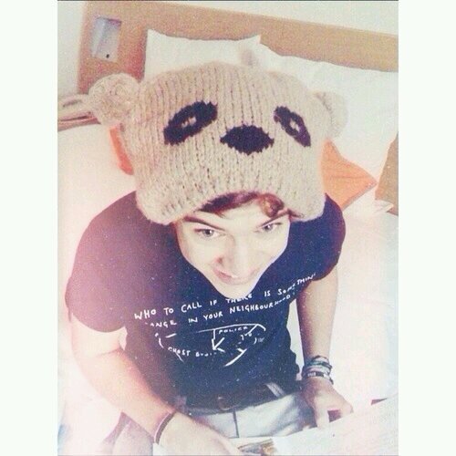 hello lovely follow @amazaynlau :)