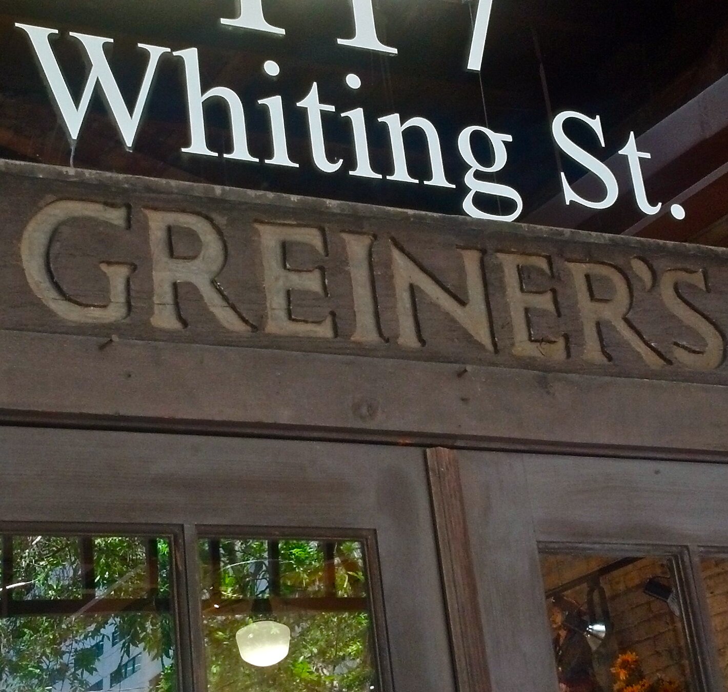 Greiner's Clothing strives to offer the Tampa Bay marketplace the finest quality clothing along with unequalled service that only a specialty store can offer.