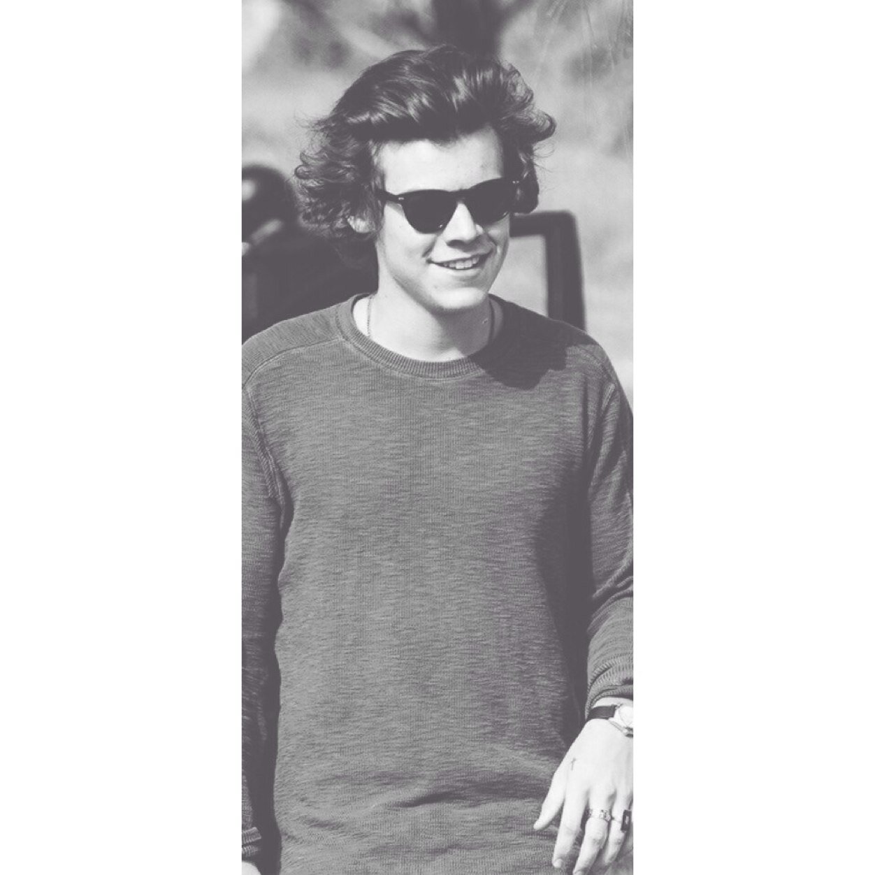 Follow @tattooedxharry :)