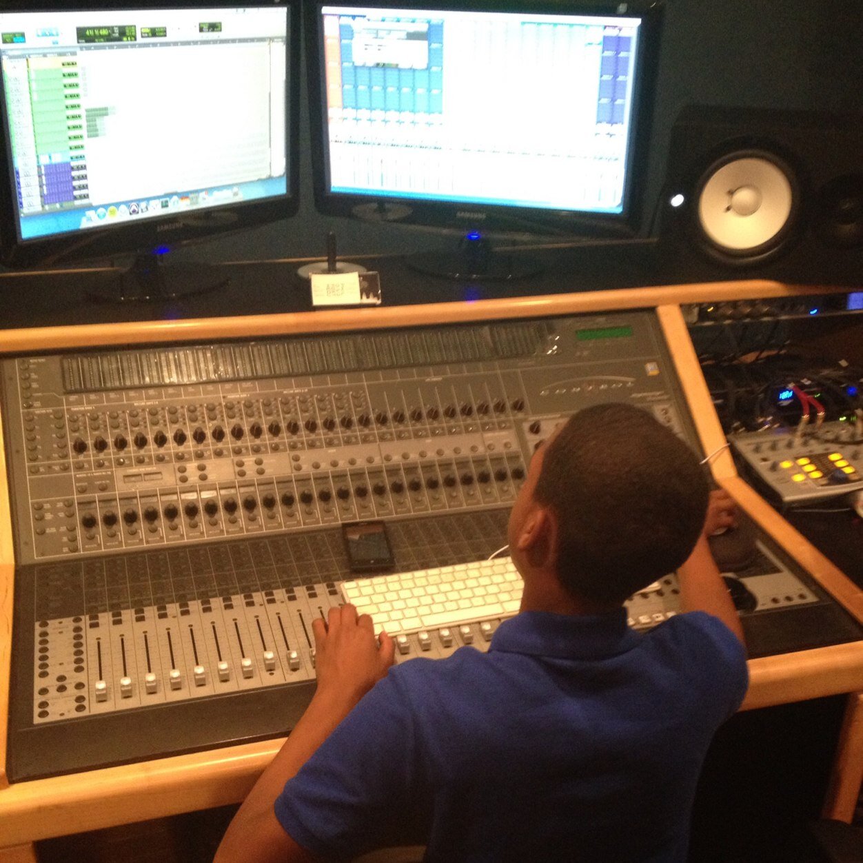 presidentialsul's profile picture. C.E.O. Of Presidential Music Corporation. Co-Founder of Most H8D LLC.