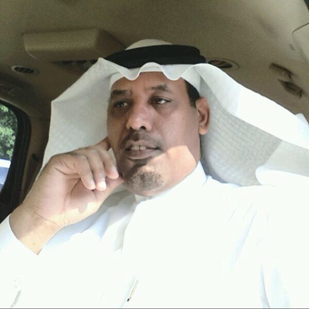 شاعر ومشرف الصفحة الشعبية لمنتديات ملوك الشعر انشر في منتديات الشموخ الادبية وحلا كويت احبكم جميعا واشكركم على المتابعة وقناتي يوتيوب باسمي الشاعر هاشم الكاف