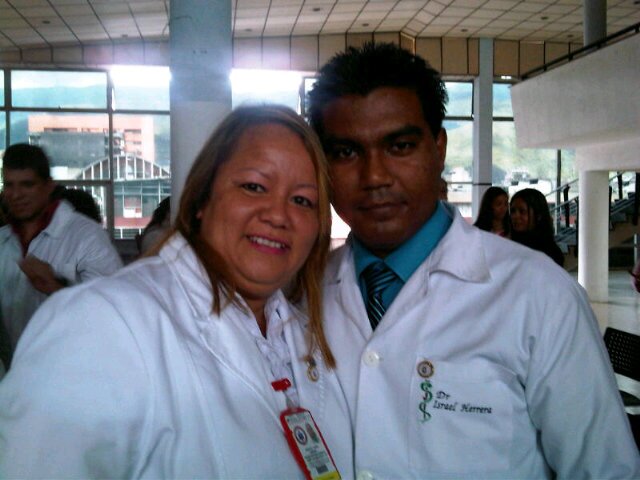 Médico Integral Comunitario.   1era Promoción Bicentenario Simón Bolívar 2011