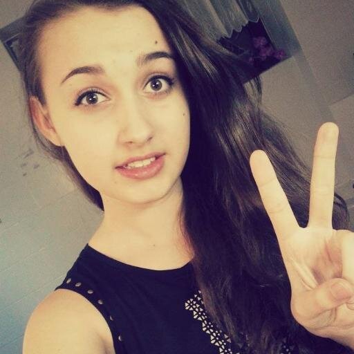 I'm czech girl. I like traveling. I love London, boys and my dog :D. I like ride on longboard and horses. My dream is travel all world.