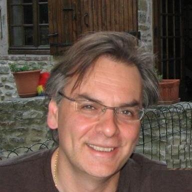 Passionate about technology. Co-founder http://t.co/tb9GxRHchd, http://t.co/fjpSlGps8y, http://t.co/HYa5VOSExp.