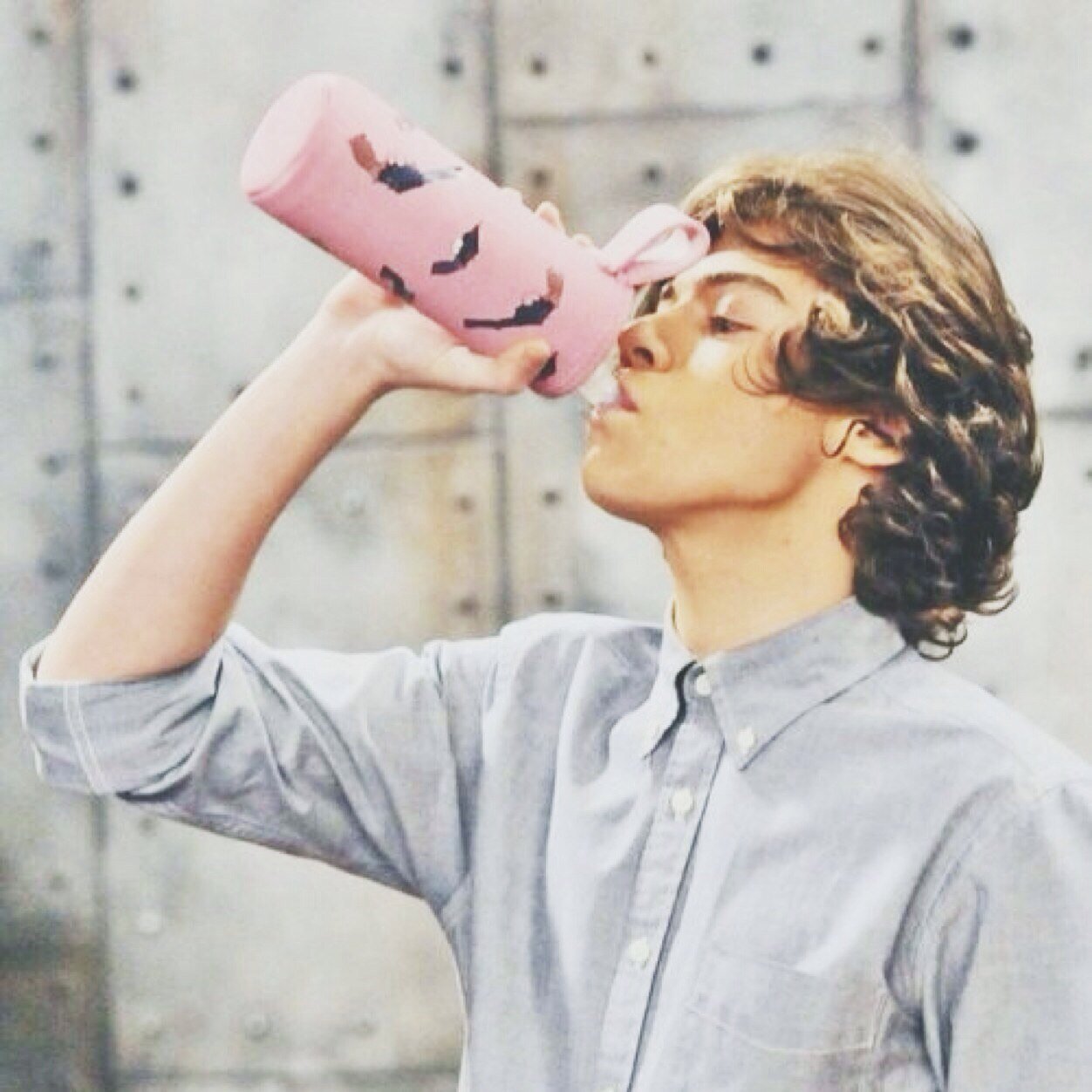 freee follow soooo follow @hxrionharry shes trying to reach her goal (:  // ask her for a follow back & she'll follow you✨