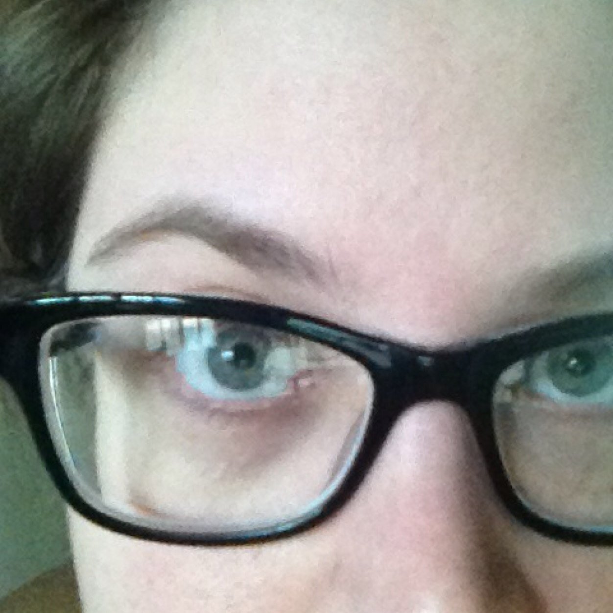 serllers's profile picture. Nurse, gardener, cook, wife, nerd, dog lover, devower of books and movies