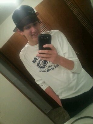 freshman! basketballs my life. I run track too. taken by the best zoey bramel♡♥