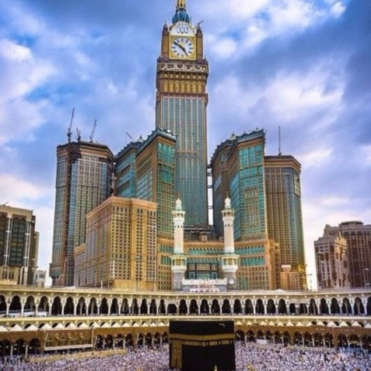 حسبي الله لاإله إلا هو عليه توكلت وهو رب العرش العظيم
