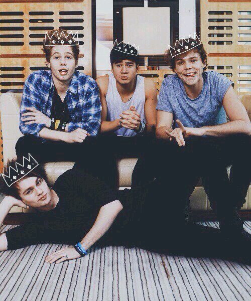 4 Aussies have stolen my heart and it seems I won't be getting it back.
