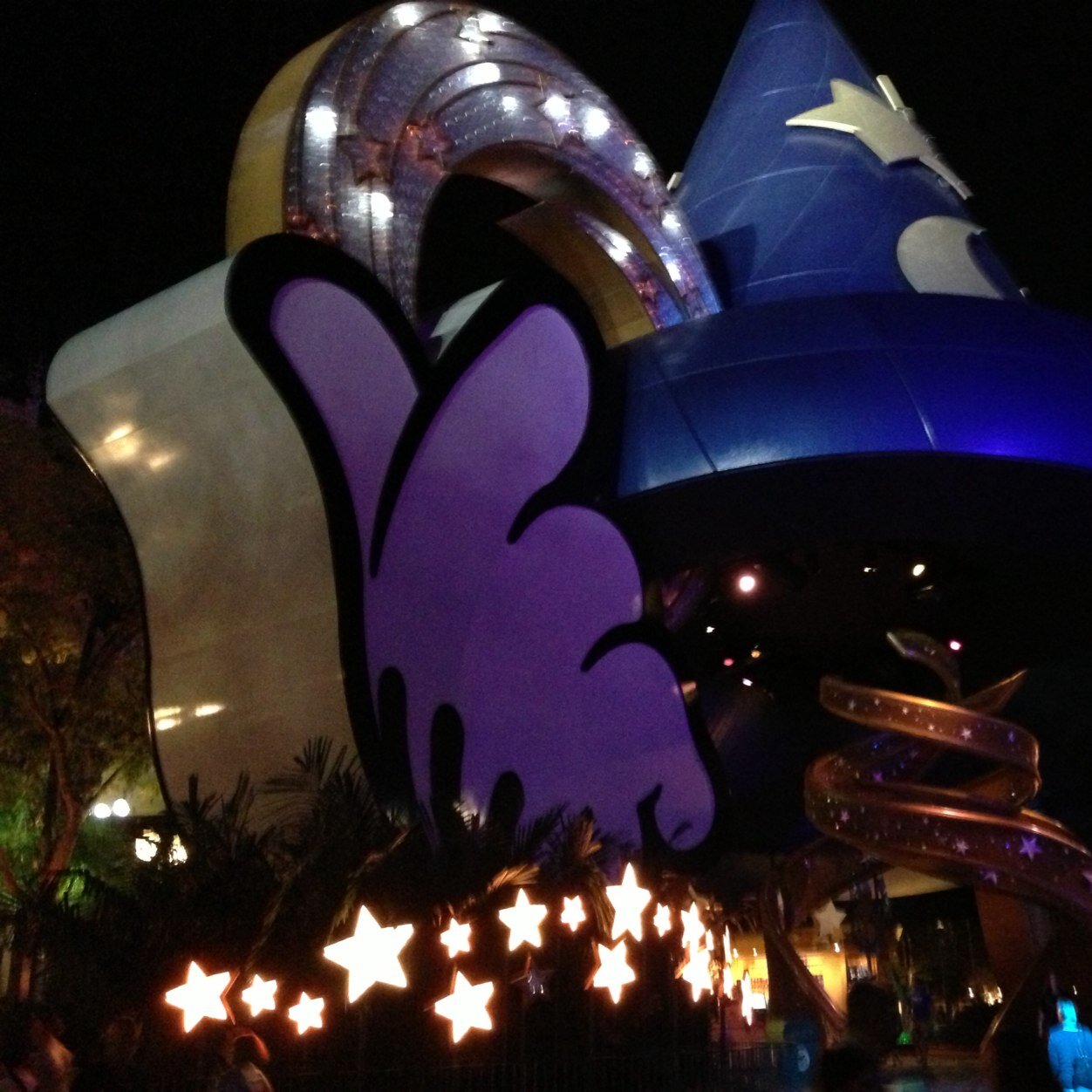 Walt Disney World is my most favourite place on the planet, at Disney World your dreams really do come true. So here's to the most magical place on earth