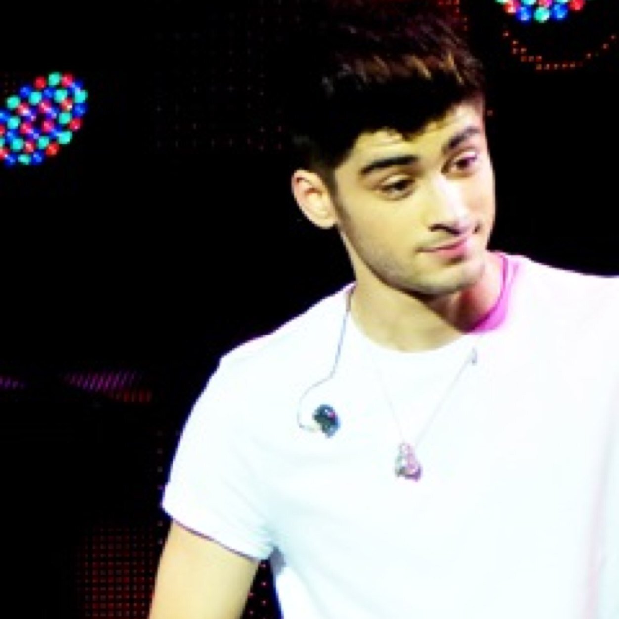ask for a follow back on @raybanzouis