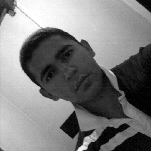 Jamais um homem se fez tão pequeno para nos ensinar as mais importantes lições da vida . Augusto Cury . 
JESUS eu te amo!!!!