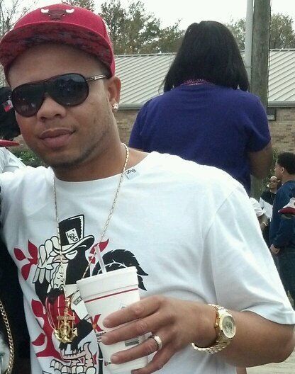 reddredred's profile picture. 