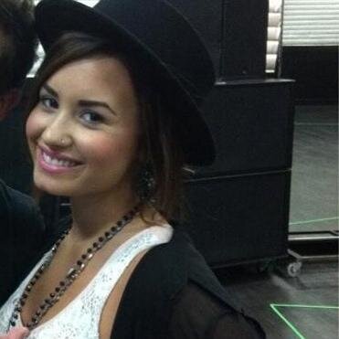 ♥  Stay Strong ~ Frankie Sandford ~ Demi Lovato  ~ Sunshine & Showers ♥      Team Sats & Lovatics