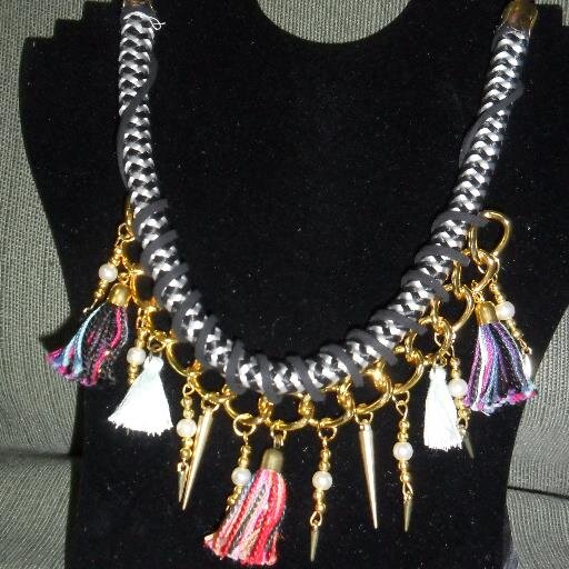 Artesana de bijou