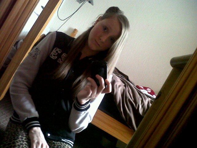 Mollieear14's profile picture. Single