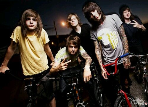 Asking Alexandria.Bring me the http://t.co/3fXhezJdam.slipknot.Linkin Park.vasco da gama.Real Madrid