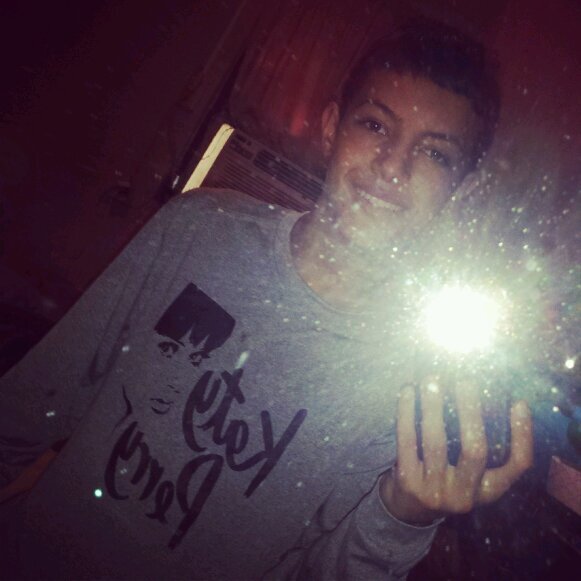 YanBurgos09's profile picture. 