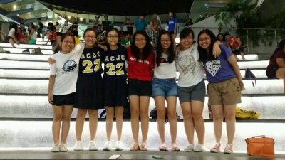 pinkribbons_'s profile picture. heavy tides.