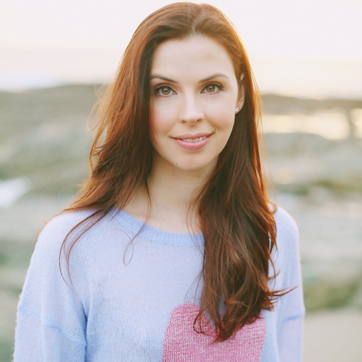 katiefinnwrites's profile picture. YA author of the Broken Hearts & Revenge trilogy from Macmillan. Rarely seen with @morgan_m. Has anyone seen my new red hat?