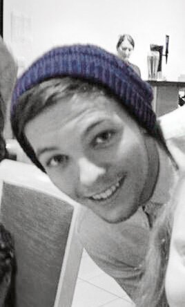 FREE FOLLOW FROM @bravesunshines. FOLLOW HER Please?? SHE'S NICE I PROMISE No pressure..... ;)