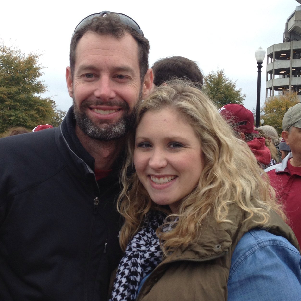 akuntz13's profile picture. 