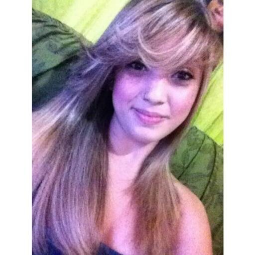                    ֆ;ㅤ , ⋆    Motɨɨvos pαrα chorαr ;? Eu tenhoô de sobrα . Mαs eu prefɨɨro sorrɨɨr :)  segue &' curtti ae http://t.co/laEpzEiv !* ❥ ; 24/♥