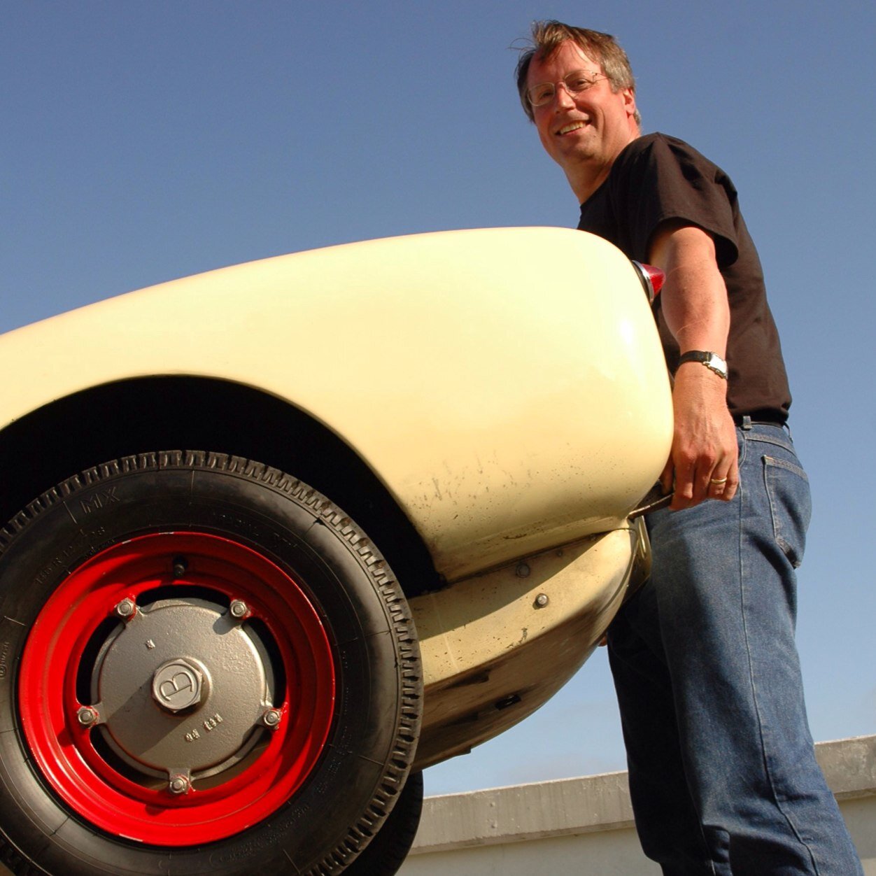 R_E_Campbell's profile picture. 