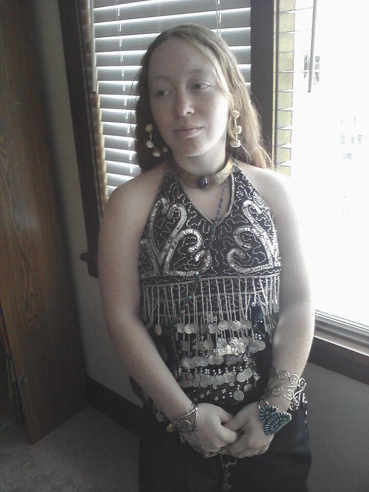 ArielsArtValkyr's profile picture. Artist, game designer with no help of any college (those bastards), Taekwondo, Geek, Psychologist, finder of strange and convenient events