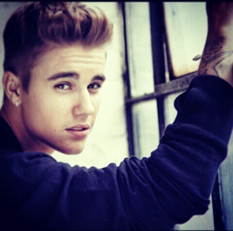 Follow me I follow back just ask ❤ 53 MILLION BELIEBERS!! WOOHOO!!! I LOVE THIS FAMILY!!!