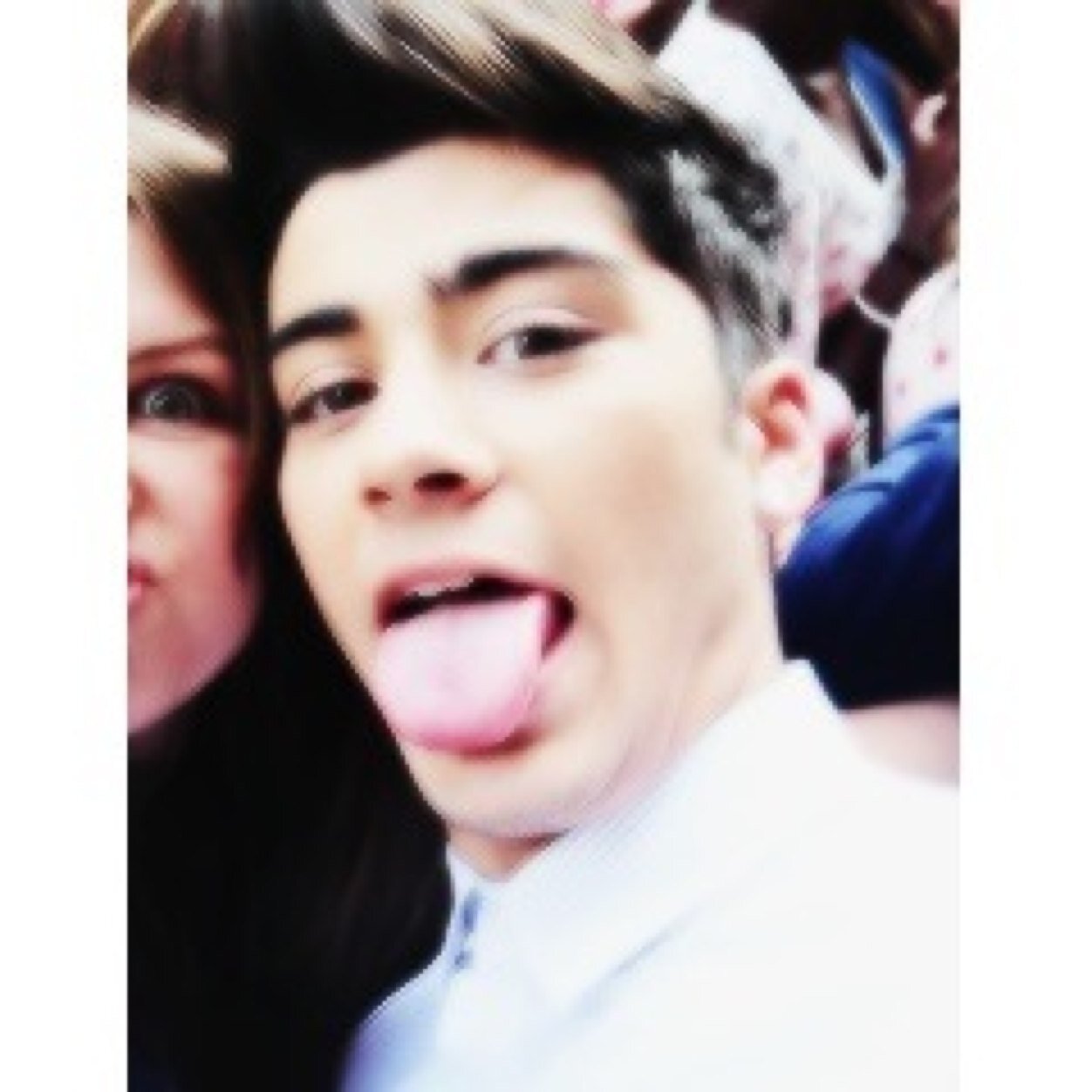 follow @breathenxrry or i unfollow