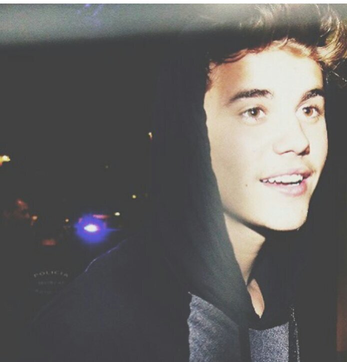 i fall in love with kidrauhl in 2009. MY Hero,I live for you I need you PLEASE FOLLOW ME I love you. !Support you since day one #proudbelieber ♡♡ @justinbieber