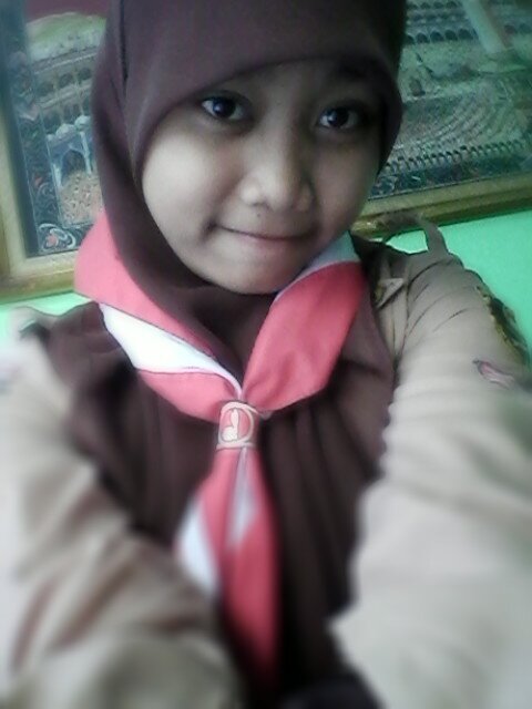 Berlian Nabela Agnantia | Mojokerto, 25 Agustus 1999 | SMPN 1 MOJOSARI | 9H (ASHEM COMUNITY) | S♡ NE Indonesia ツ
