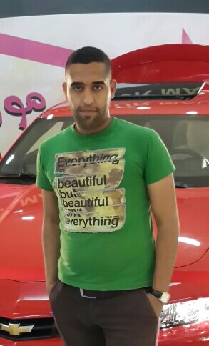 بكلوريوس لغة انكليزيه .. جامعة بغداد  ..

اعلامي ..