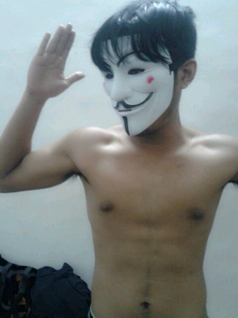 izraeonizuka's profile picture. Just be yourself