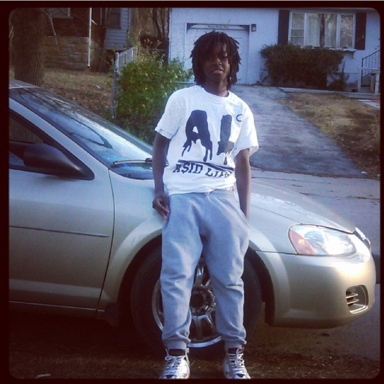 5'5 Point Gaurd From KC ... Everyday I wake up I have one job & thats to get better by the day