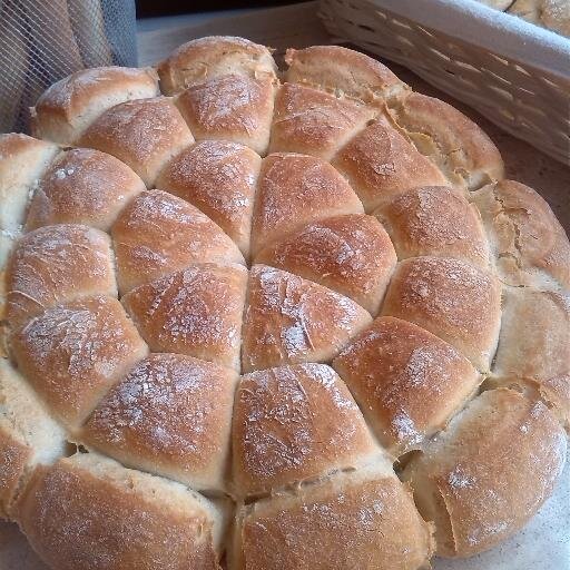 El Pan auténtico de Valladolid, artesano y de calidad. Hecho para que cuando lo pruebes, no puedas comer otro.