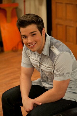 Hey I'm Freddie Benson former technical helper of icarly.Taken by @Sam_puckett4ham
