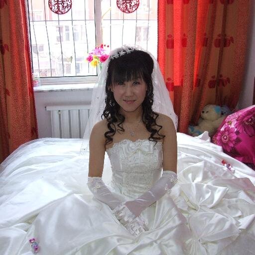 trend_leading's profile picture. Fashion trends specialize in providing various dresses, trendy topics, inspirational ideas for wedding, parties and events.