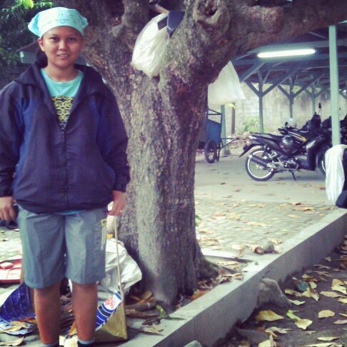 Mechanical Engineering UGM '13 | I'm simple GIRL | Traveller and Backpacker | BASKETBALL is my real game