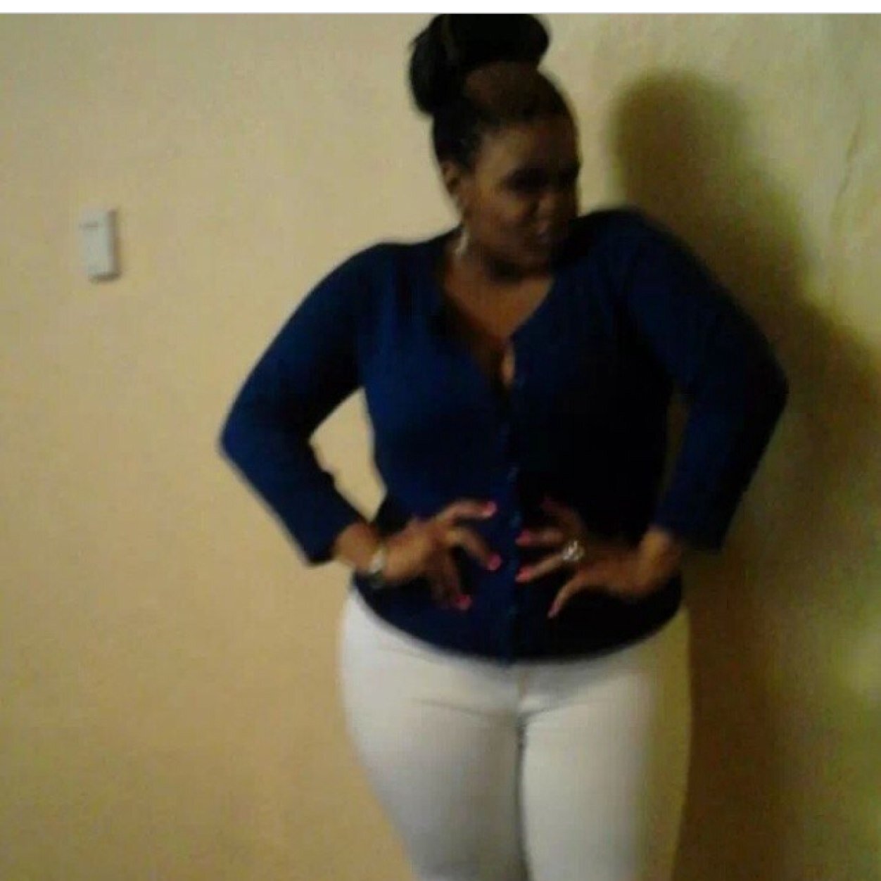 IM A 23 YEAR OLD YOUNG WOMAN AND MOTHER. I DONT HAVE TIME FOR BULLSHIT AT ALL. IM ME LIKE IT OR KEEP MOVING BUT IM STILL GOING TO BE ME.