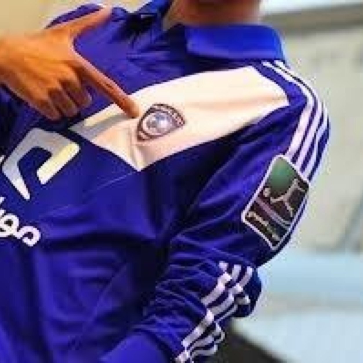 HhofHhooe12's profile picture. 