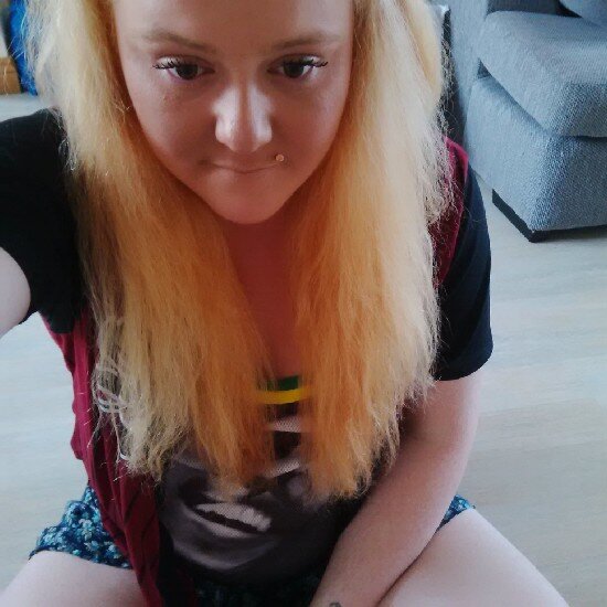 sharlbcfc's profile picture. Girly girl that is football/sports crazy! About sums me up :)