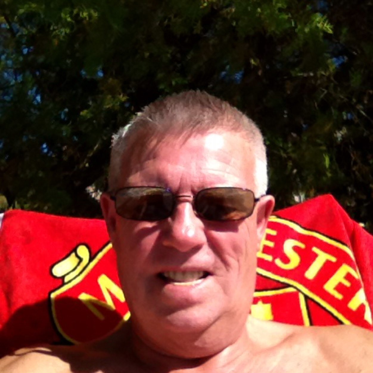 retired now but still fanatical MUFC supporter. time taken by grandchildren, I love it. Taken up golf to get some exercise.