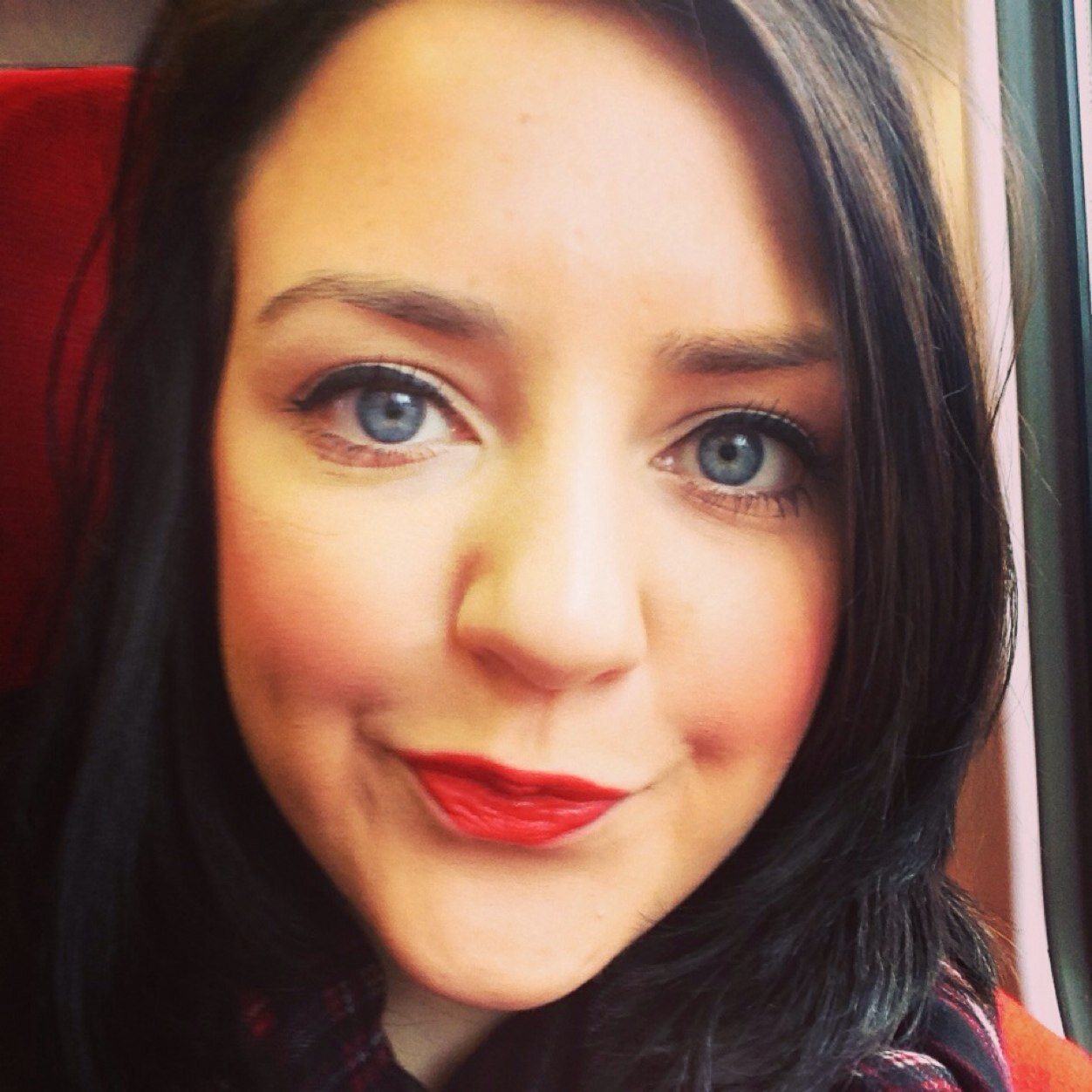 1990Caitlin's profile picture. 